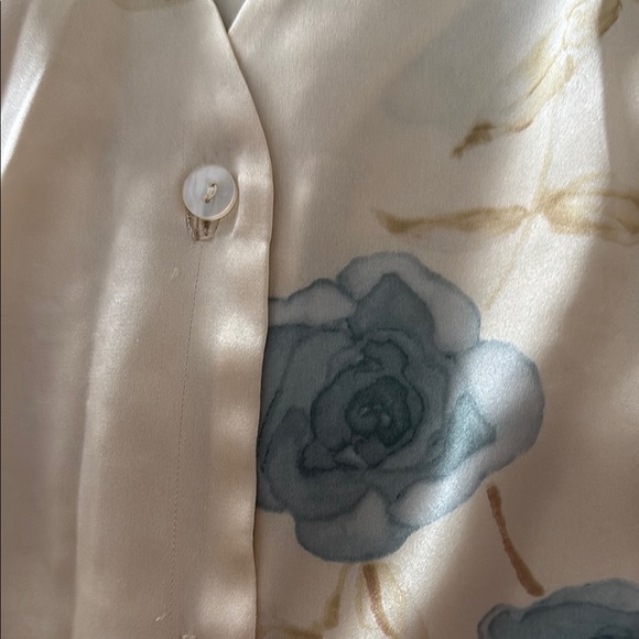 Jones New York Cream and Blue Floral Pajama Set - Picture 3 of 5